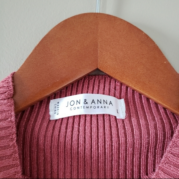 Pink Sweater - Picture 3 of 3